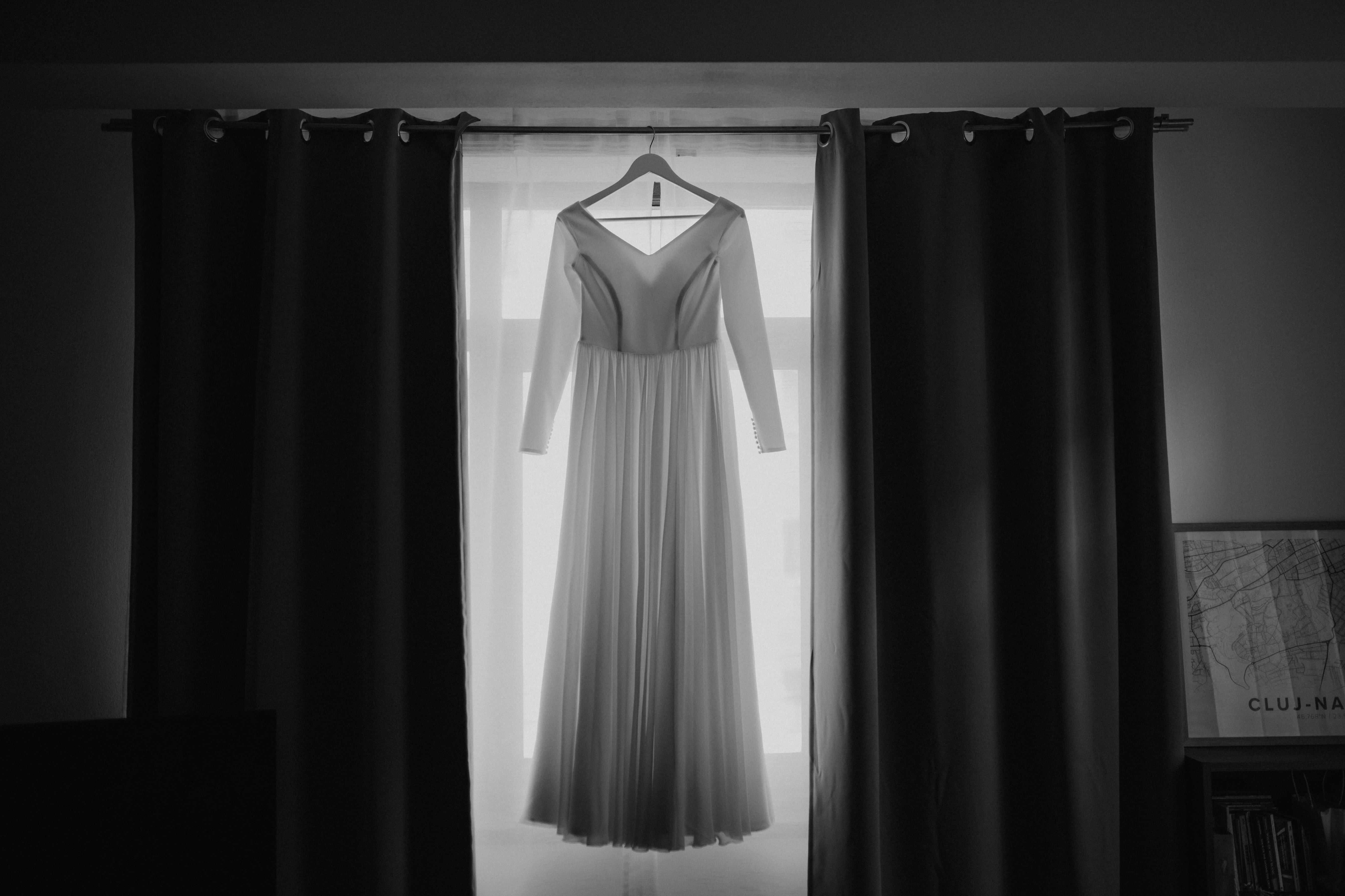 Rochie de mireasa cu maneca lunga Ligia Mocan