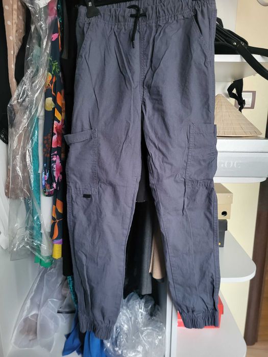 Долнище за момче H&M  13-14г  +ПОДАРЪК