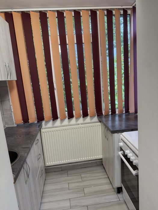 Vând apartament 2 camere Hipodrom