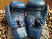 боксерские перчатки