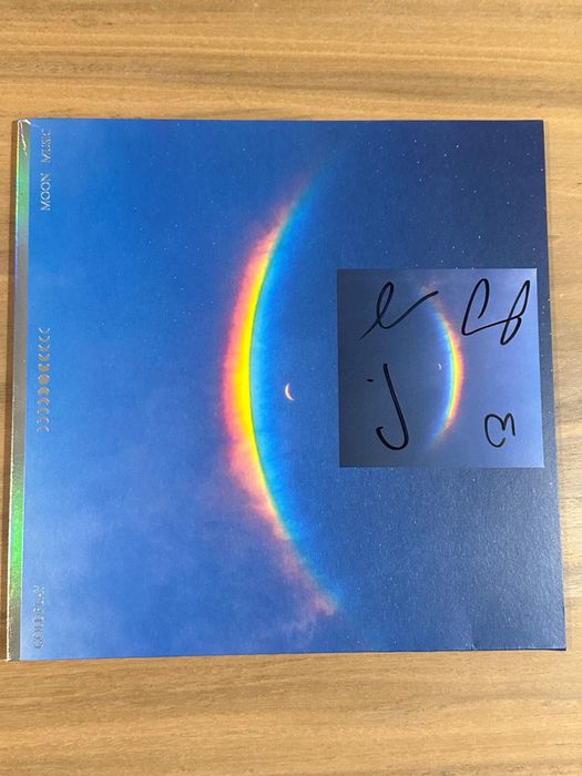 Coldplay Vinyl Moon Music First edition + sign card from team members