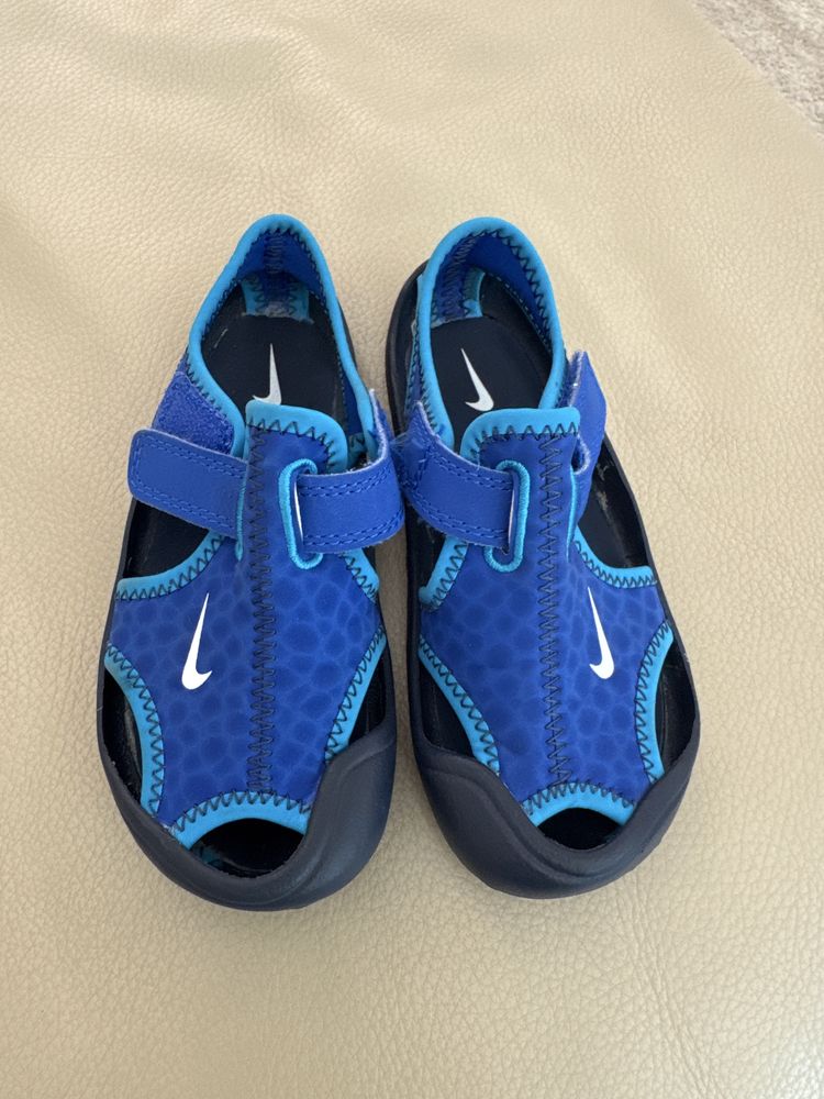Детски сандали Nike 26