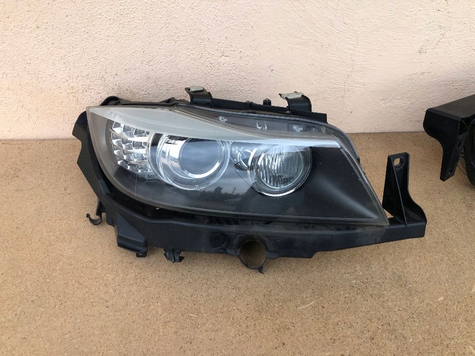 Bmw E90 E91 far bixenon stanga dreapta faruri led adaptiv lci