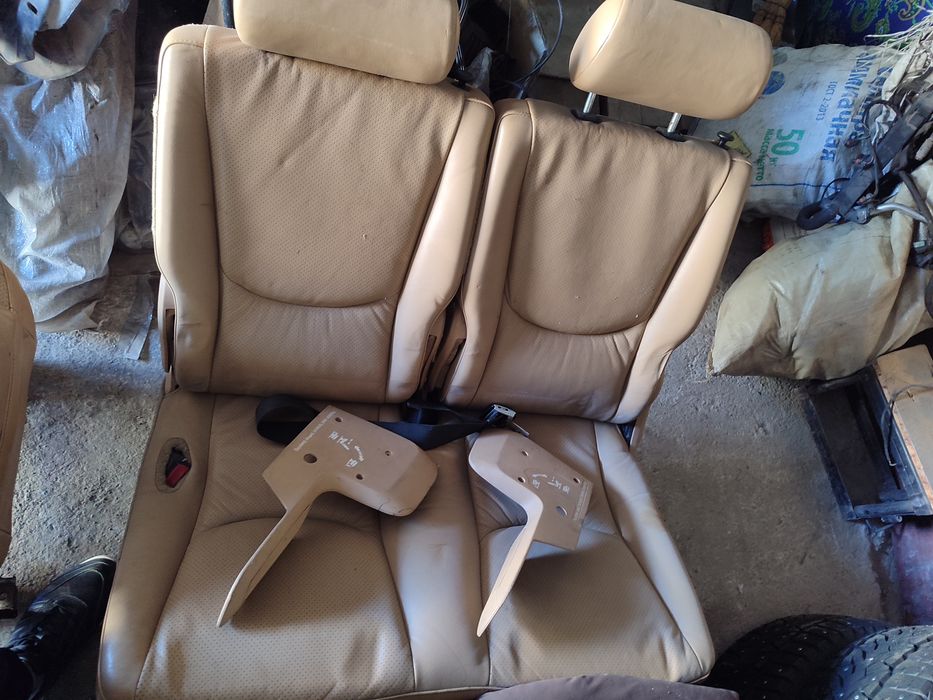 Продам сиденья от w163 ml320 коврик багажника