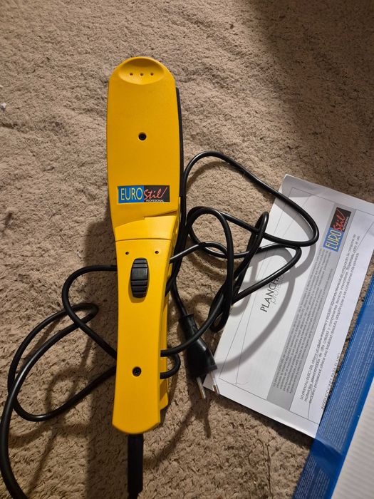 Placa de indreptat parul Eurostil profesional, noua, Spania