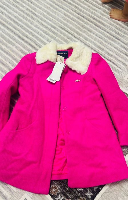 Пальто на девочку 7 лет