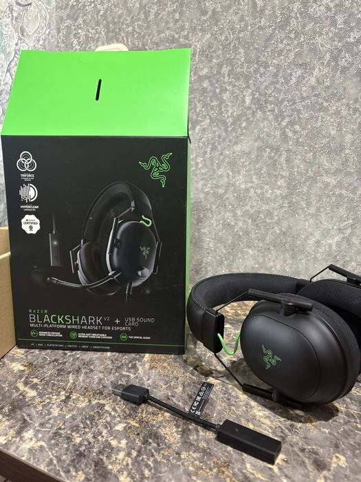 Продам наушники Razer Blackshark v2