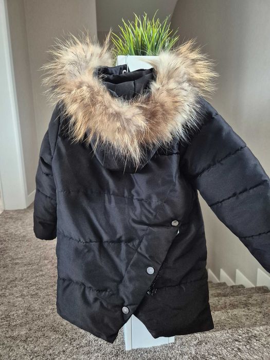 Зимно детско яке с качулка с пух от лисица