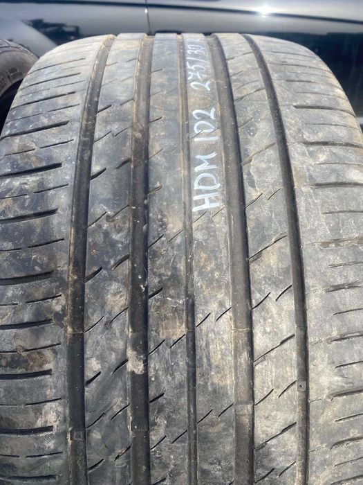 2 броя Летни Гуми Rotalla 275/30 R21 DOT 0122 ном 102