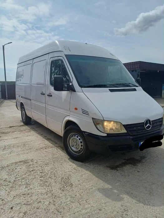 Vând Mercedes sprinter 211