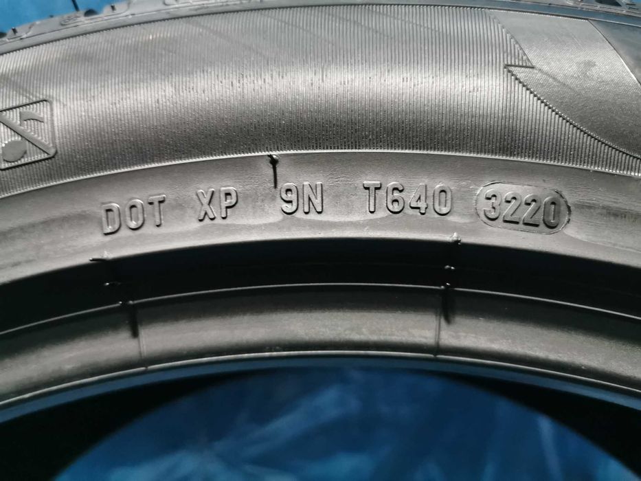 285 45 21 pirelli m+s 4 buc