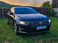 VW Passat 1.4 GTE Plug-In Hybrid / Navi / Camera / Tva deductibil