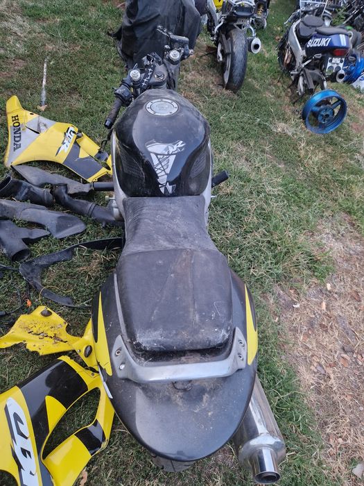 Vand Piese Honda CBR 600 F4i    2001