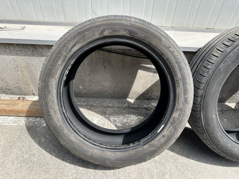 Летни гуми Bridgestone Turanza T001 за BMW 225/50/18