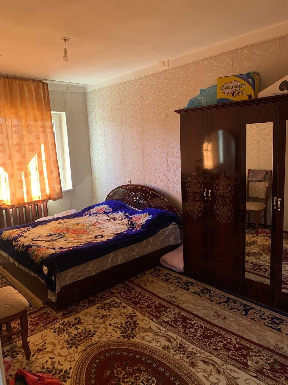 Продаётся дом. Комнат 3. Этаж 4 .