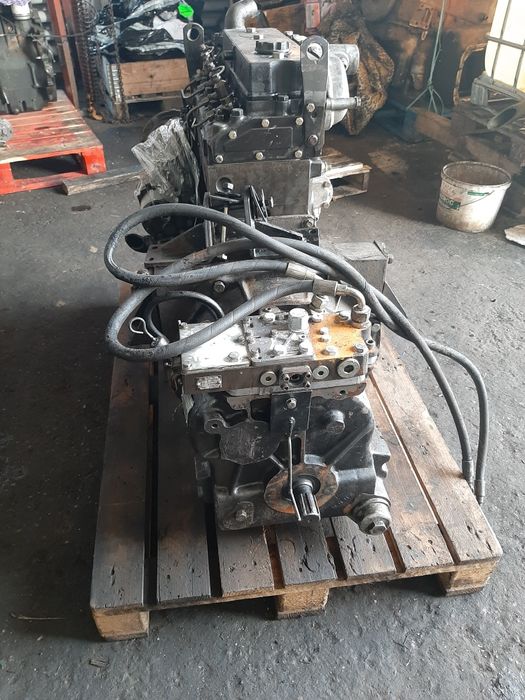 Vand motor Perkins și cutie Balkancar