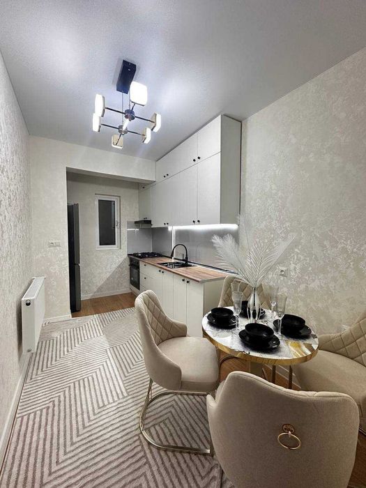 Центр метро Ойбек Точка Вкуса новая 3х ком евро