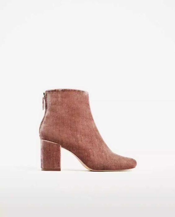 Cizme  ZARA PINK HIGH HEEL VELVET mr 37 si  38 noi la cutie