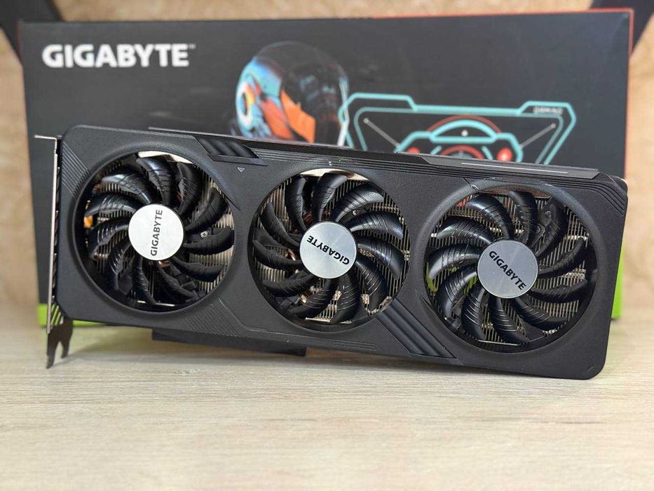 Gigabyte Gaming RTX4060 8GB 128BIT GDDR6 OC Как Новый Фулл Комплект