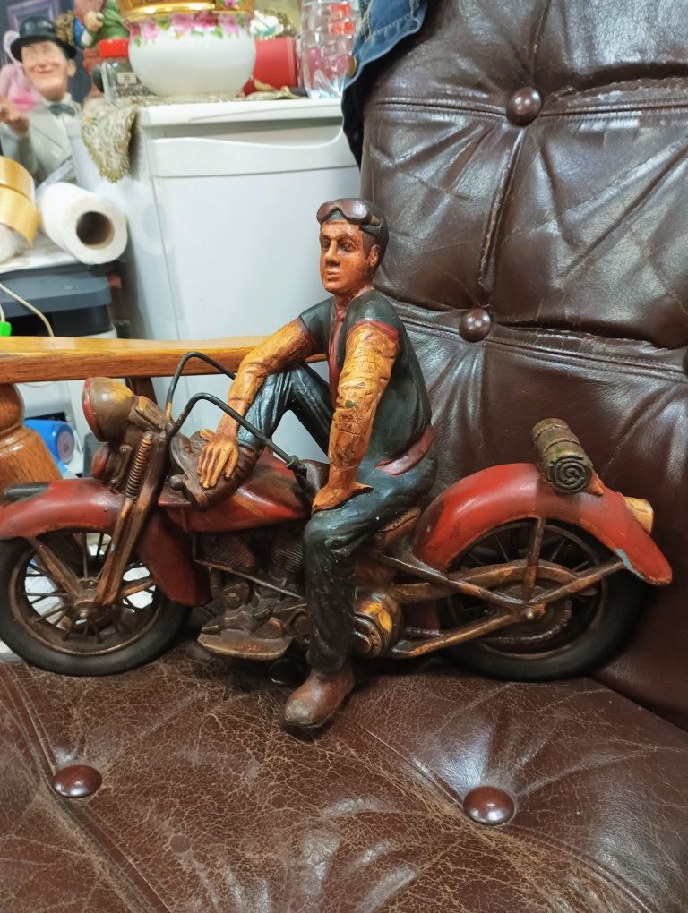 Ретро статуетка -Harley!