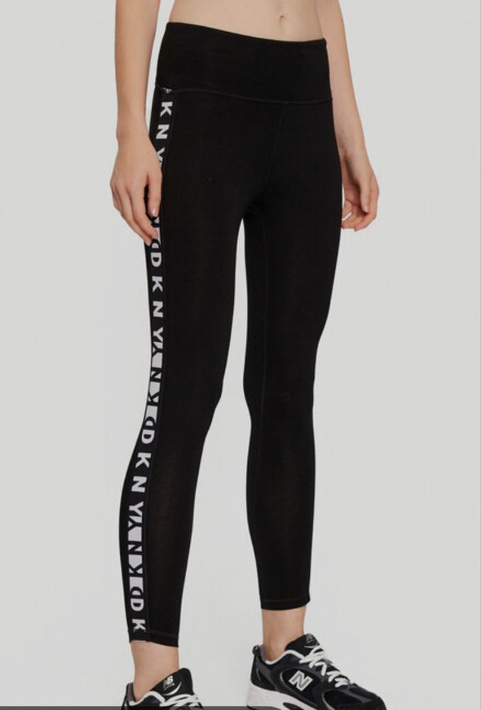 Спортен клин DKNY