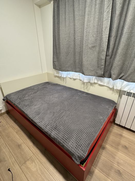 Спалня с повдигащ механизъм