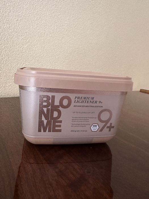 BlondeMe Premium Lightener 9+ обезцветяваща пудра 450g