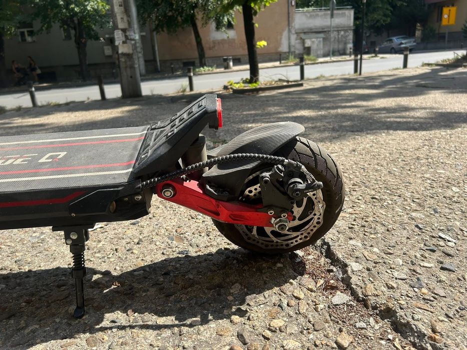 Електрическа тротинетка Blade Q Pro – като нова Гаранция!