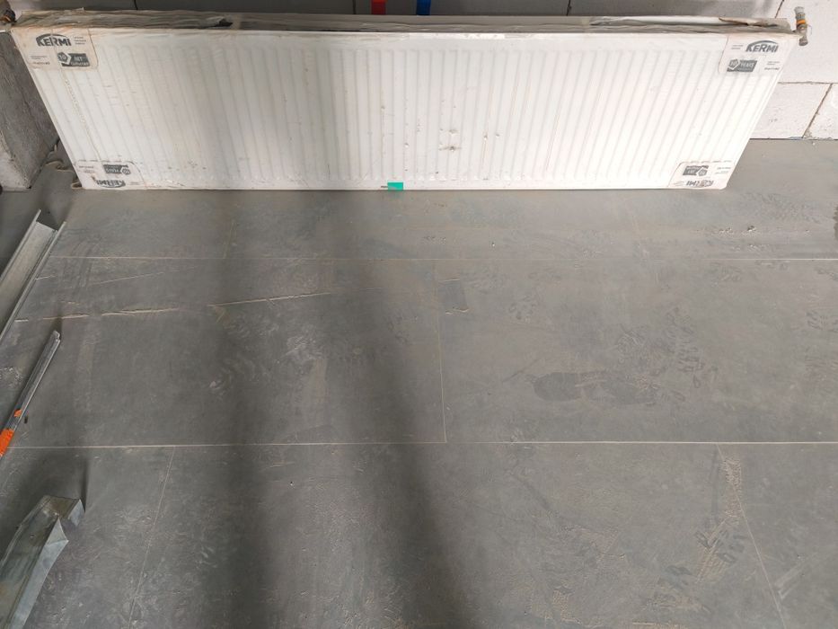 Батарея отопления.