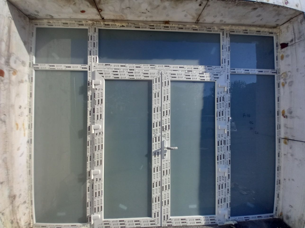 Termopane profile top Rehau Veka SALAMANDER