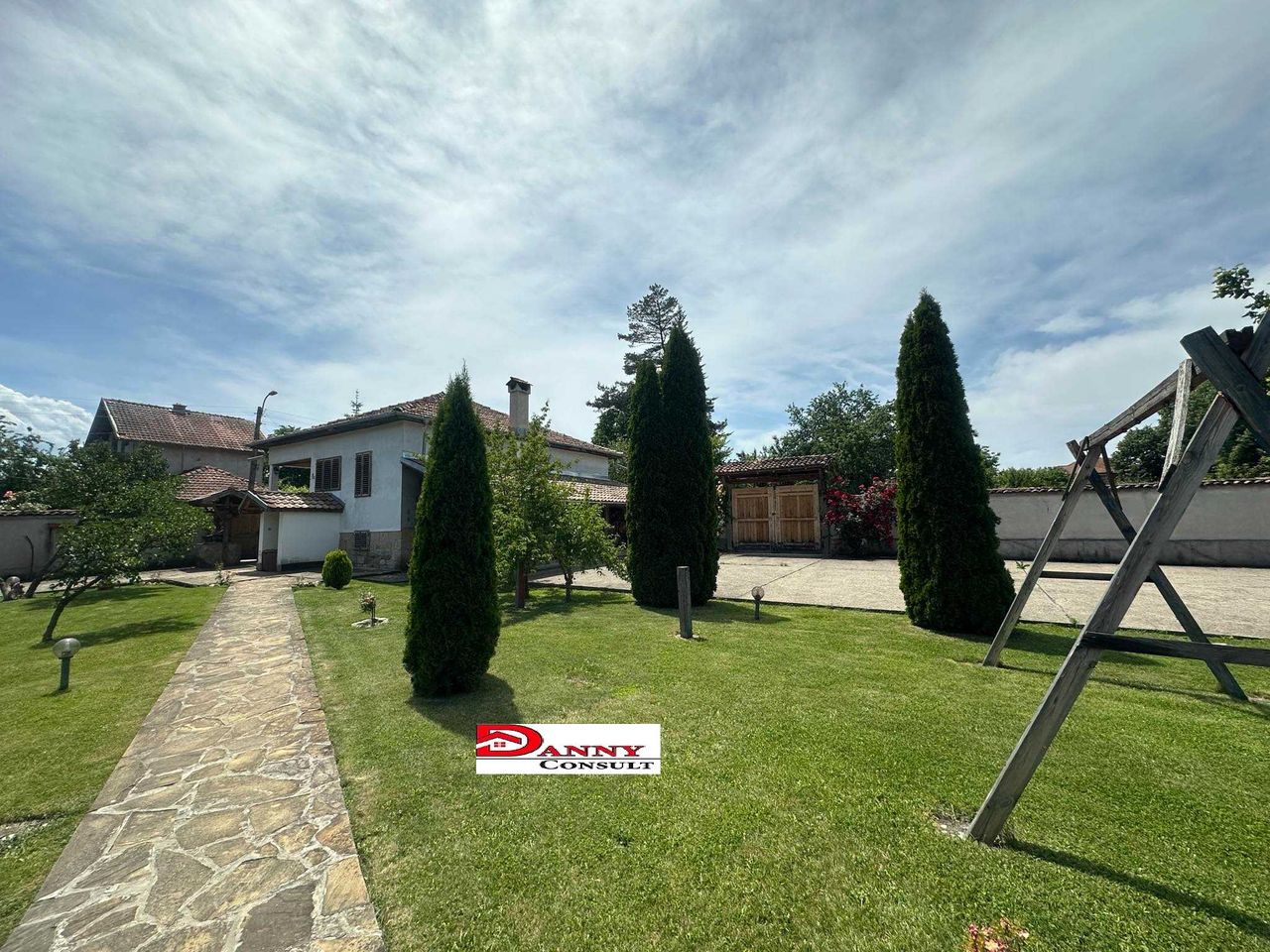Продава се Къща в Велико Търново, Акация - 300 кв.м за 534 €/кв.м - Снимка #15