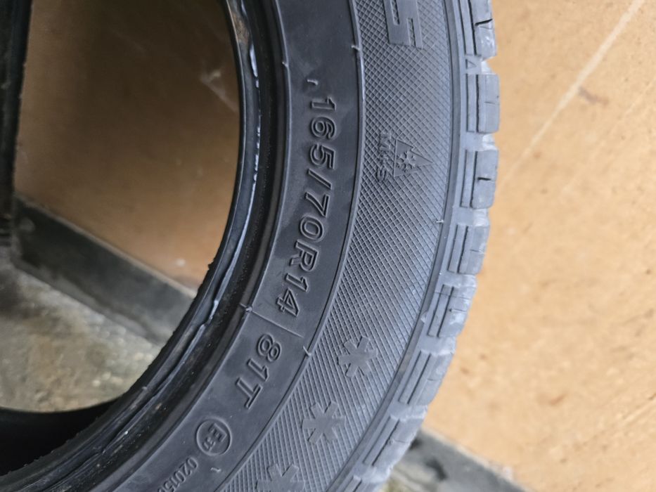 2бр зимни гуми Lassa 165/70 R14