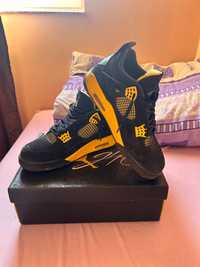 Jordan 4 Yellow Thunder