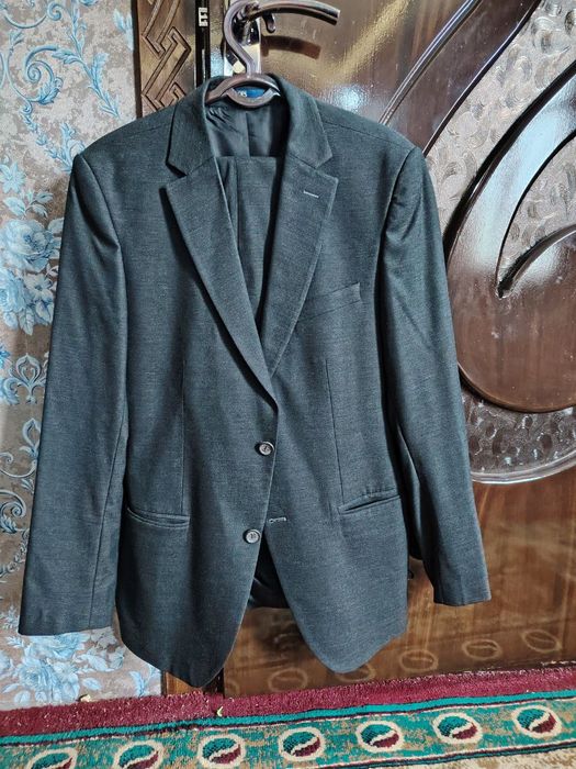 Костюм брюки в хорошем состоянии