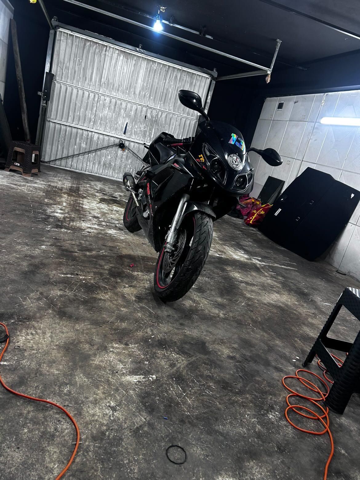 Продавам Rieju rs125 125