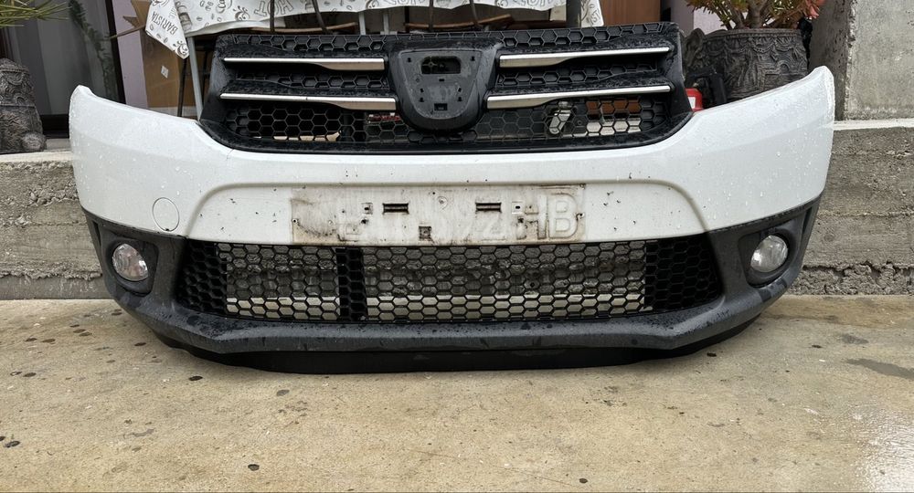 Предна броня и фарове за Dacia Logan 2 2014