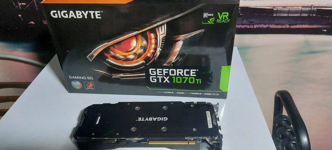 Видеокарта Gigabyte 1070ti oc