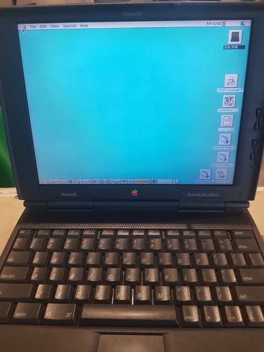 Лаптоп Apple Macintosh PowerBook 1400cs модел 1996 година