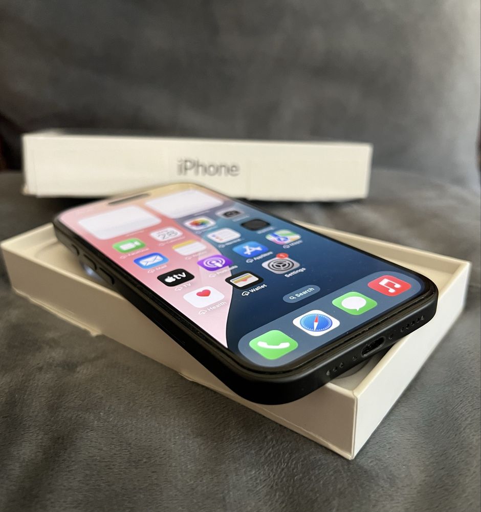 Iphone 16 128GB 100% Батерия Перфектен