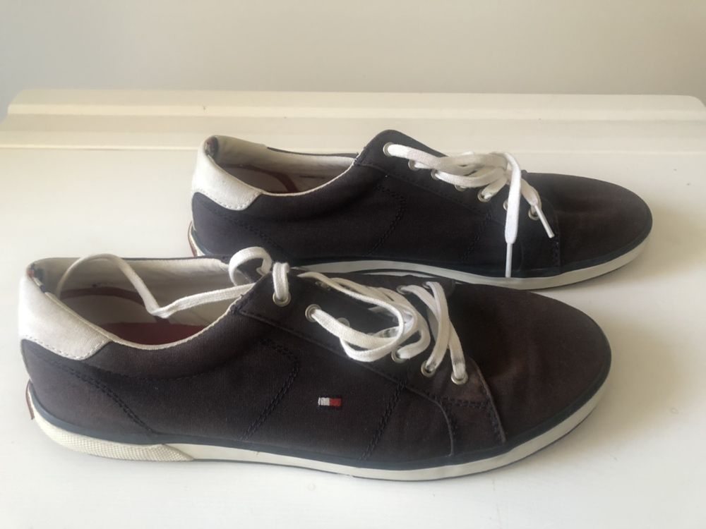 Tenisi Tommy Hilfiger 41