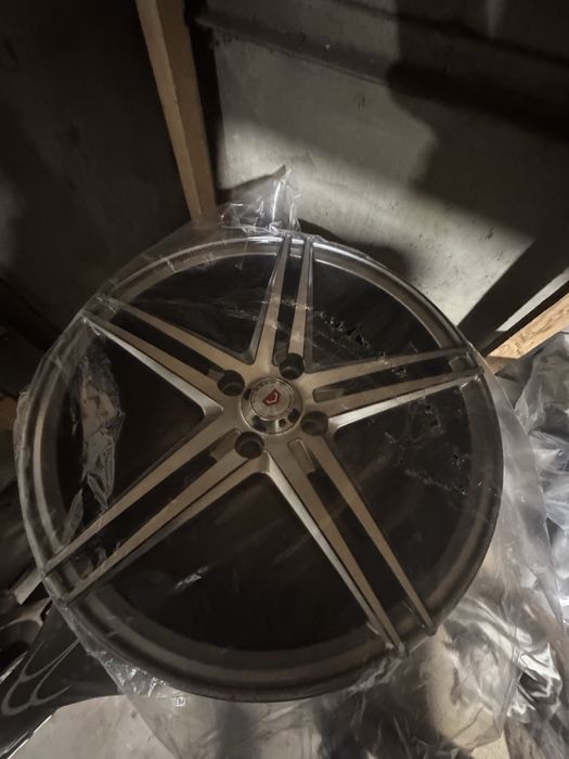 Продам по штучно диски, есть 3 штуки
