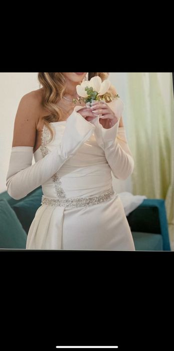 Rochie mireasa - cu trena detasabila si manusi cadou pret negociabil