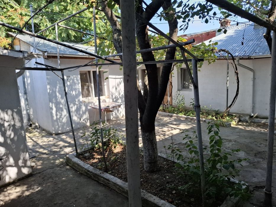 Casă complet mobilată și utilată