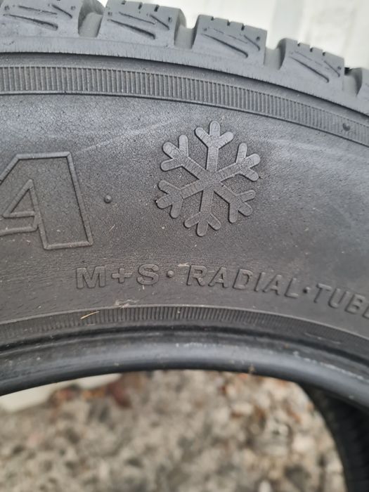 2 buc Anvelope de iarna *185/65R15*Trayal*LICHIDARE STOC*50 Lei Buc*