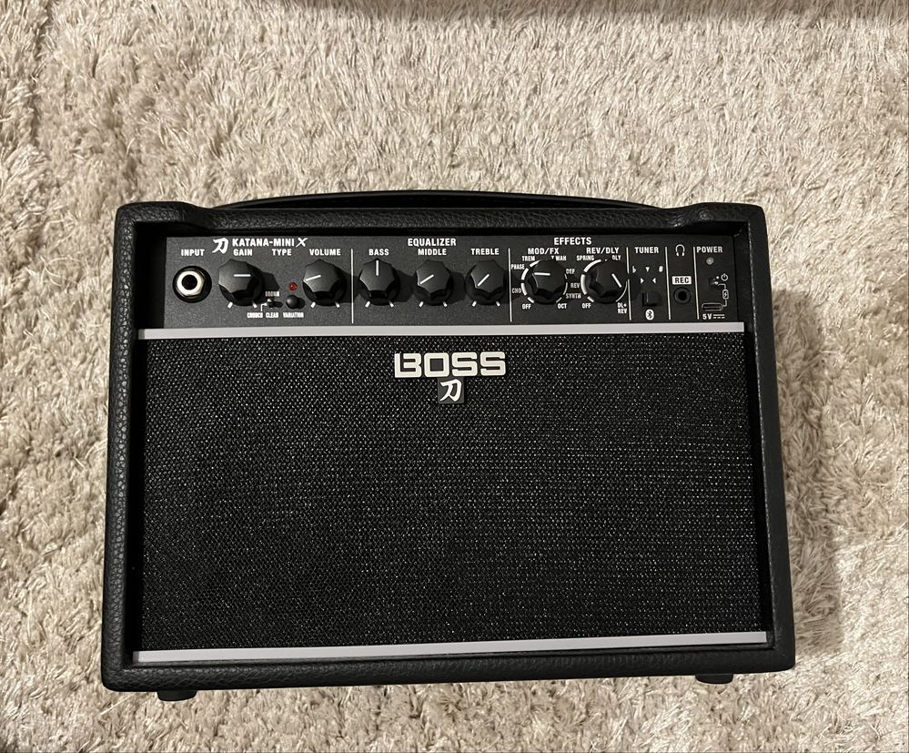 Усилвател за китара Boss Katana Mini X