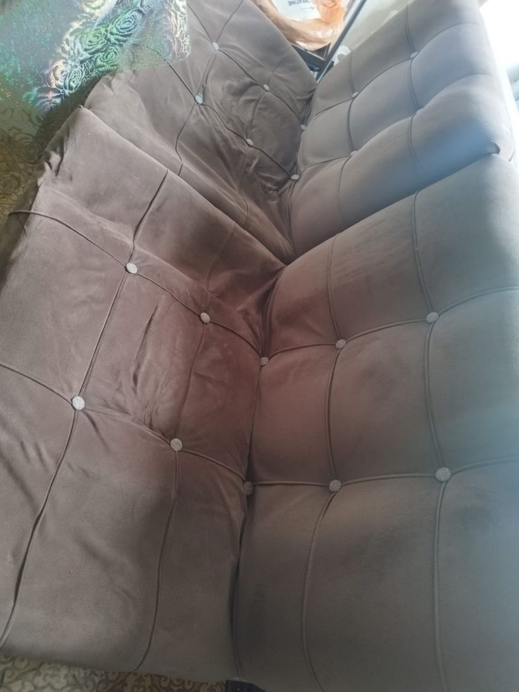 Продам кресло диван в хорошем состоянии
