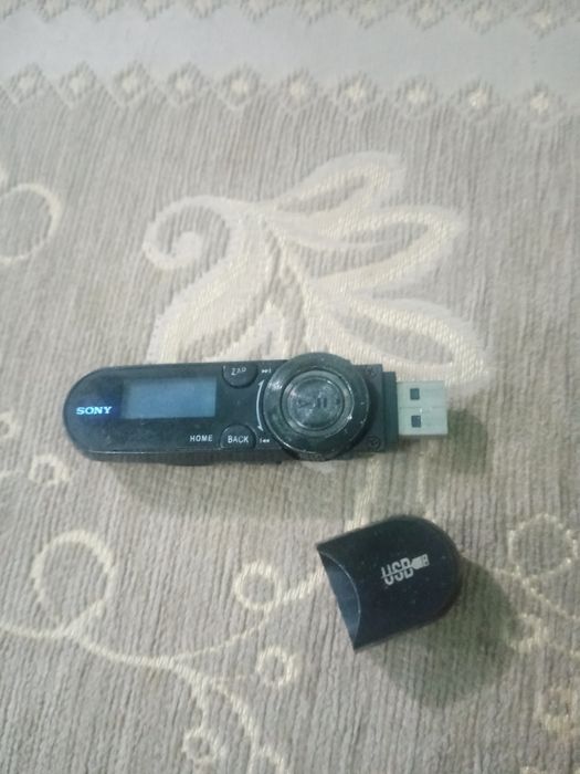 Продам MP3 плеер Sony B162f