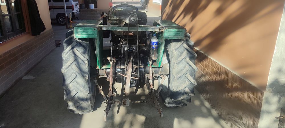 Bogʻ uchun maxsus BY 304-2 mini traktor sotiladi
