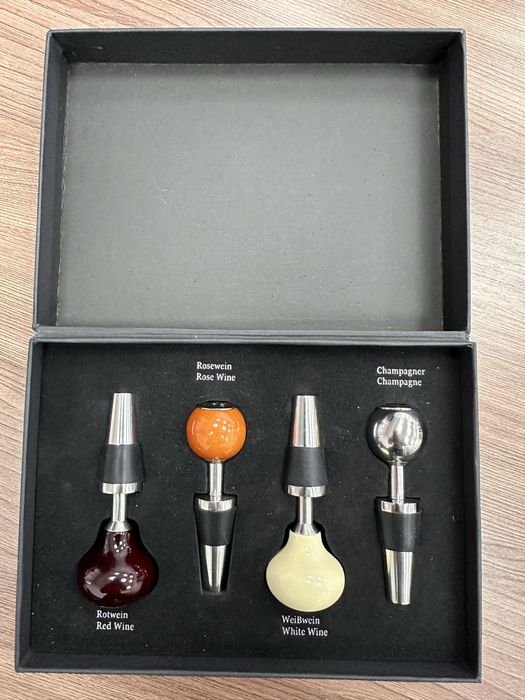 Набор оригинальных винных пробак MERSEDES