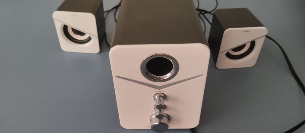 Колонки Aceline.